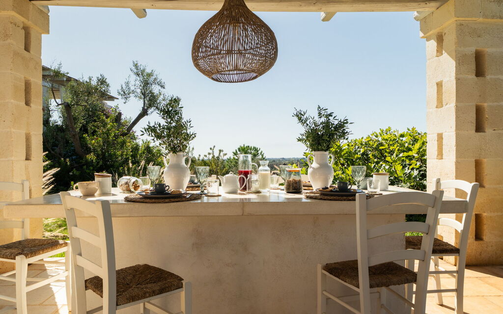 Lamia Degli Ulivi: Amenities, Building Exterior, Facilities, Outdoor, Pool, Spring, Summer