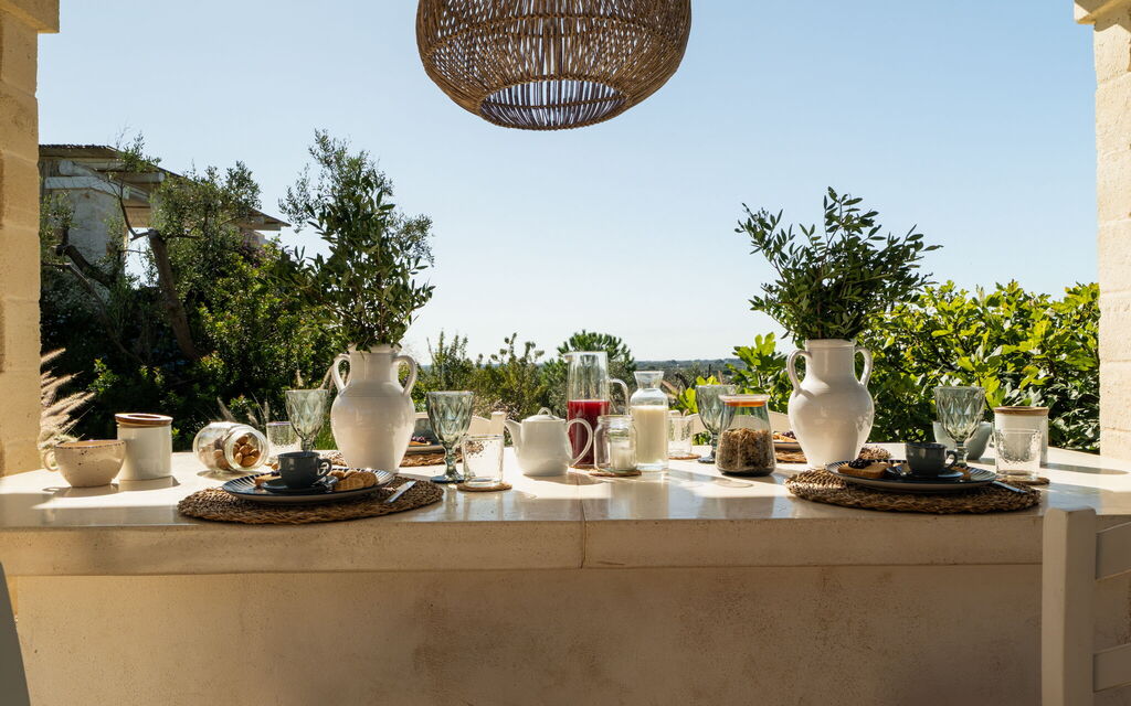 Lamia Degli Ulivi: Amenities, Building Exterior, Facilities, Outdoor, Pool, Spring, Summer