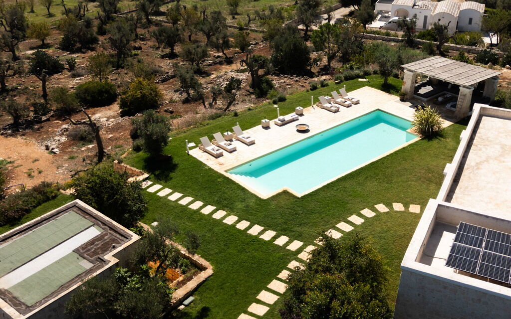 Lamia Degli Ulivi: Amenities, Building Exterior, Facilities, Outdoor, Pool, Spring, Summer