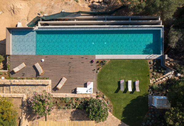 Villa Rosmarino: Attività, Balcone / Terrazza / Patio, Benessere, Caratteristiche, Estate, Esterni, Piscina, Primavera