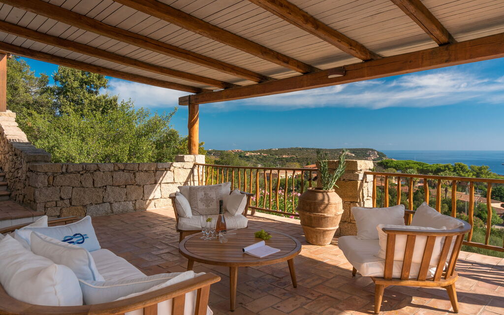 Villa Rosmarino: Attività, Balcone / Terrazza / Patio, Benessere, Caratteristiche, Estate, Esterni, Piscina, Primavera