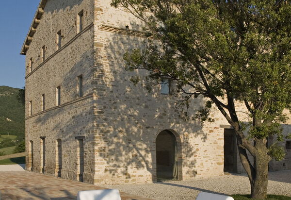 Villa Paride: Attività, Balcone / Terrazza / Patio, Benessere, Estate, Esterni, Giardino, Persone, Piscina, Primavera, Servizi, Vista Panoramica