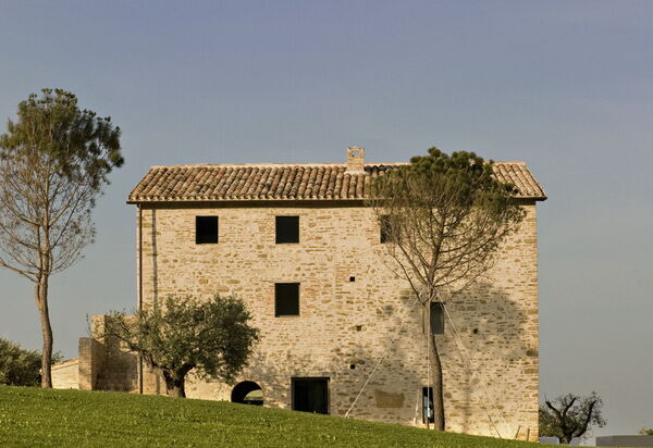 Villa Paride: Attività, Balcone / Terrazza / Patio, Benessere, Estate, Esterni, Giardino, Persone, Piscina, Primavera, Servizi, Vista Panoramica