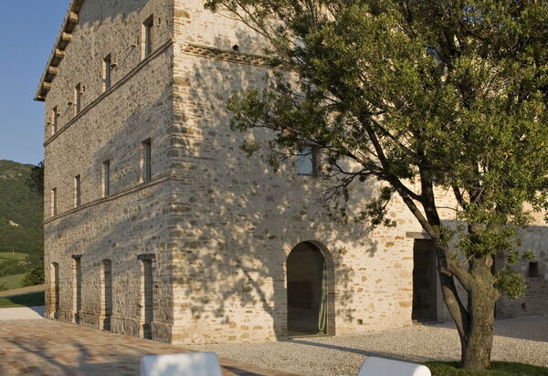 Villa Paride: Attività, Balcone / Terrazza / Patio, Benessere, Estate, Esterni, Giardino, Persone, Piscina, Primavera, Servizi, Vista Panoramica