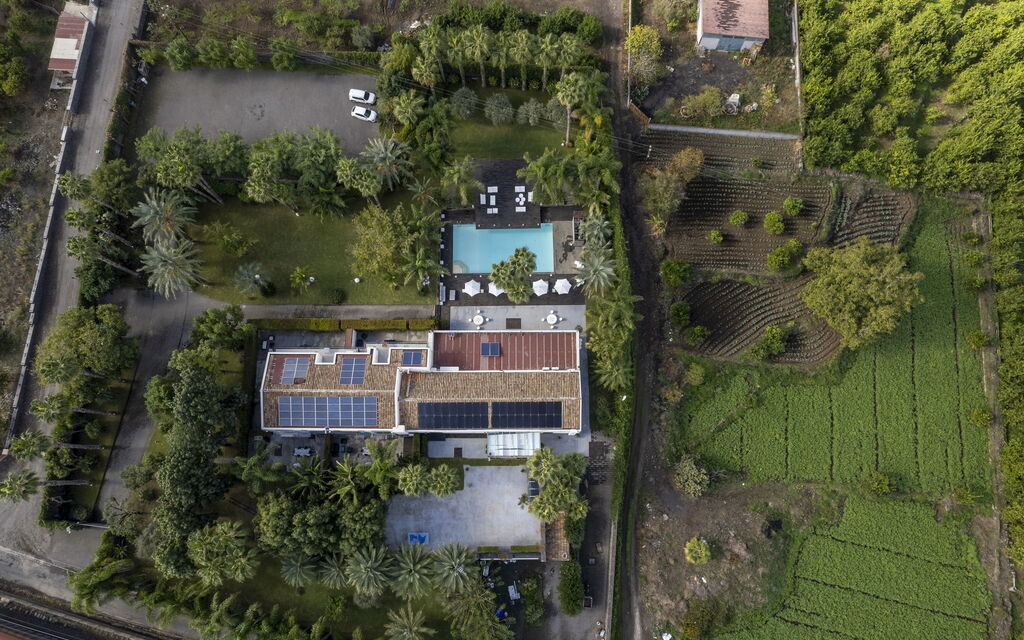 Villa Palmetta: Activities, Amenities, Building Exterior, Garden, Main Entrance, Pool, Spring, Summer, Wellness