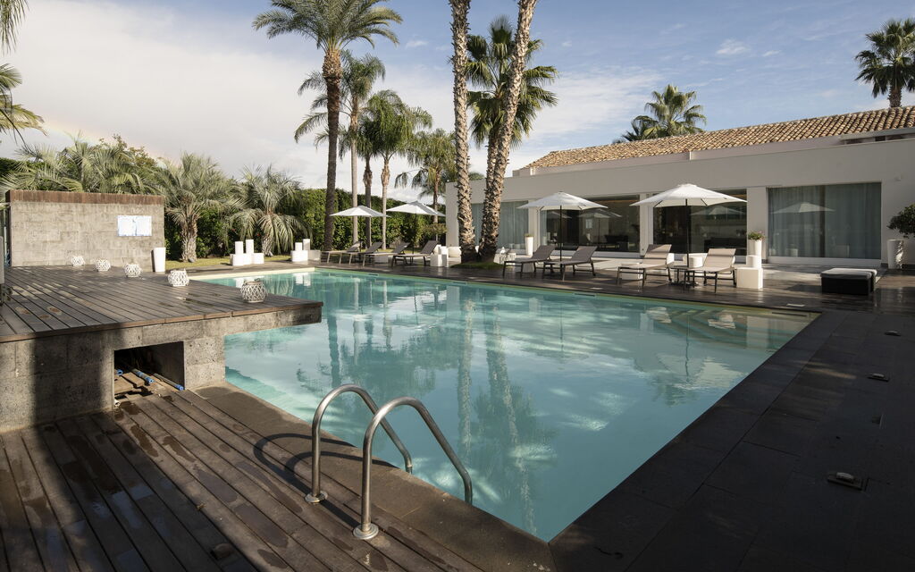 Villa Palmetta: Activities, Amenities, Building Exterior, Garden, Main Entrance, Pool, Spring, Summer, Wellness