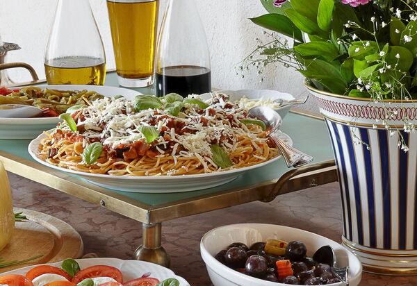 Villa Naxos: Activities, Amenities, Balcony / Terrace / Patio, Building Exterior, Facilities, Garden, Main Entrance, People, Pool, Spring, Summer, Wellness