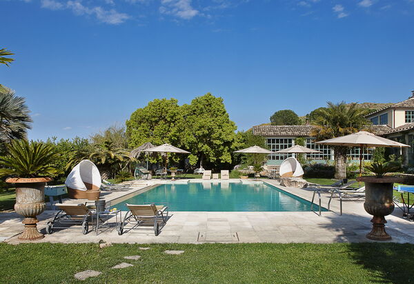 Villa Naxos: Activities, Amenities, Balcony / Terrace / Patio, Building Exterior, Facilities, Garden, Main Entrance, People, Pool, Spring, Summer, Wellness