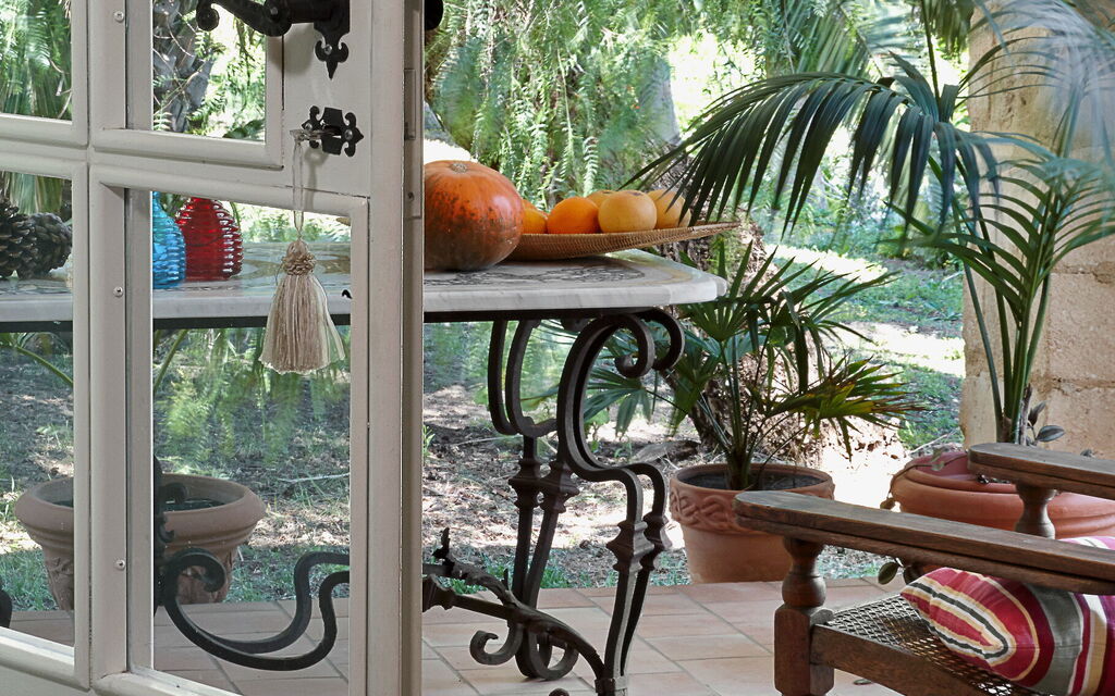 Villa Naxos: Attività, Balcone / Terrazza / Patio, Benessere, Caratteristiche, Entrata Principale, Estate, Esterni, Giardino, Persone, Piscina, Primavera, Servizi