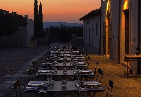 Villa Lanterna: Activities, Amenities, Balcony / Terrace / Patio, Building Exterior, Living Room, Pool, Room Detail, Spring, Summer