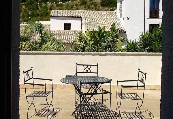 Villa Lanterna: Activities, Amenities, Balcony / Terrace / Patio, Building Exterior, Living Room, Pool, Room Detail, Spring, Summer