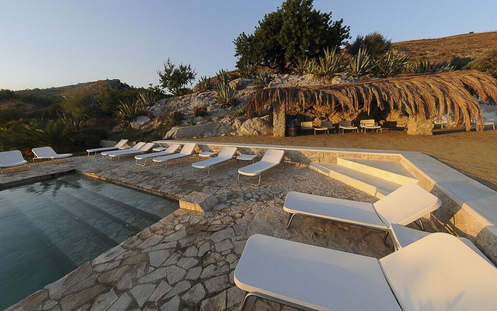 Villa Lanterna: Activities, Amenities, Balcony / Terrace / Patio, Building Exterior, Living Room, Pool, Room Detail, Spring, Summer