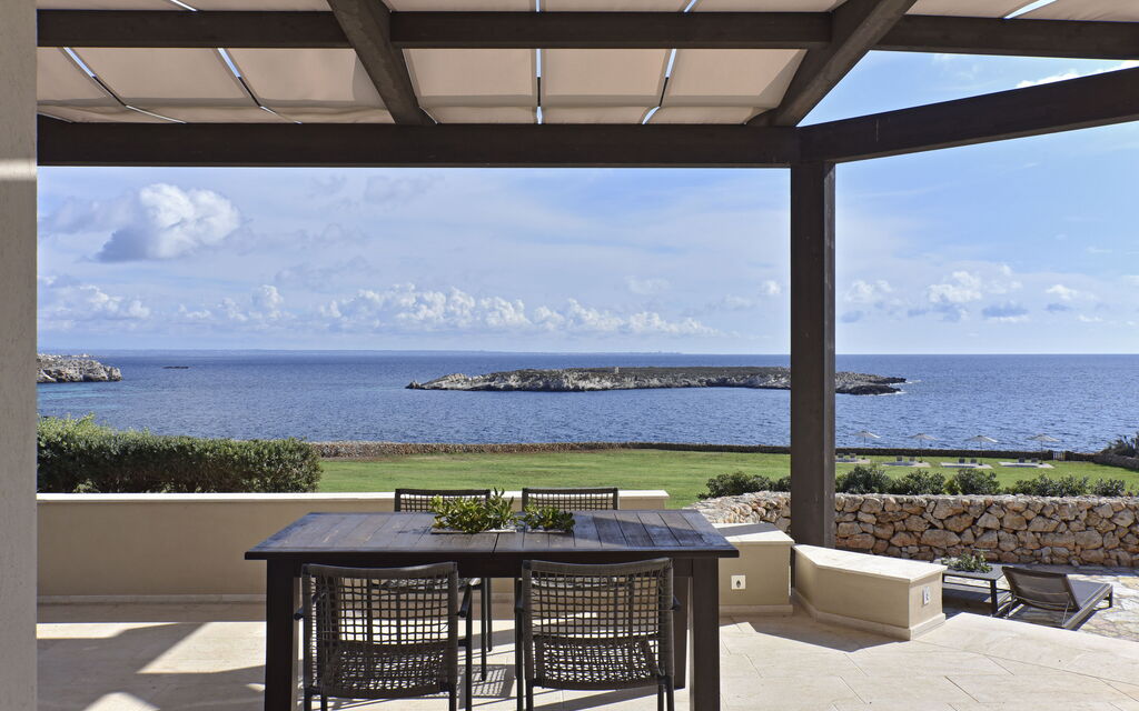 Villa Favina: Amenities, Balcony / Terrace / Patio, Building Exterior, Main Entrance, Outdoor, Pool, Spring, Summer, Wellness