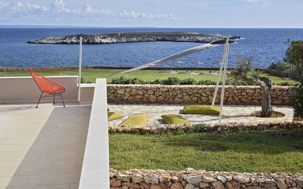 Villa Favina: Amenities, Balcony / Terrace / Patio, Building Exterior, Main Entrance, Outdoor, Pool, Spring, Summer, Wellness