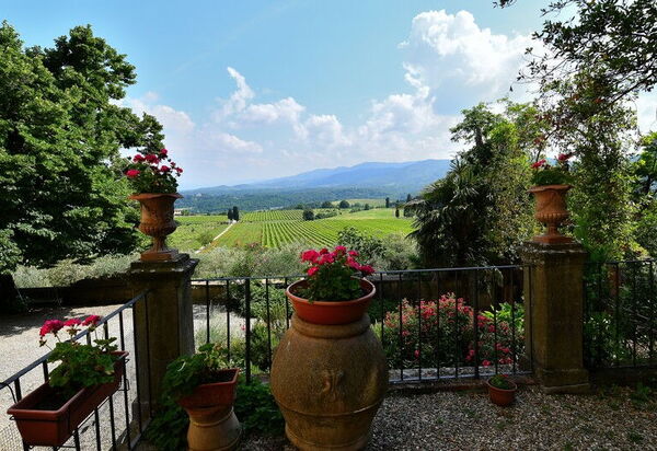 Villa Del Mosaico: Activities, Building Exterior, Garden, Spring, Summer