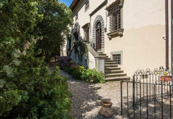 Villa Del Mosaico: Activities, Building Exterior, Garden, Spring, Summer