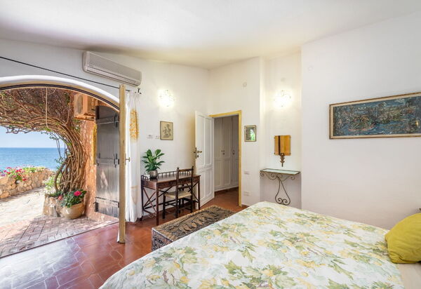 Villa Sardinia Star
