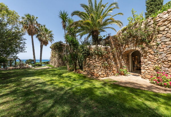 Villa Sardinia Star
