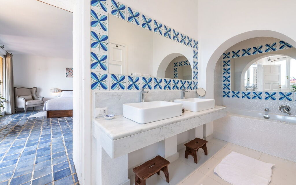 Villa Sardinia Star
