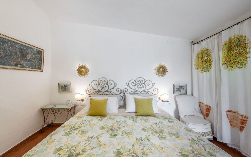 Villa Sardinia Star