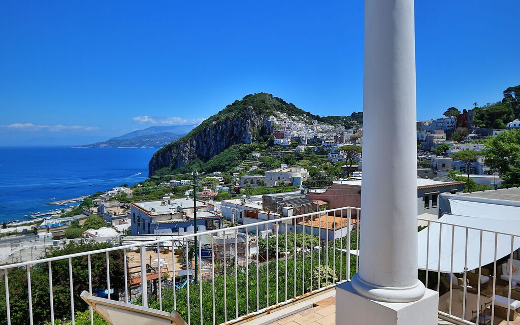 Villa Gilli: all'aperto, Caratteristiche, Estate, Esterni, Primavera