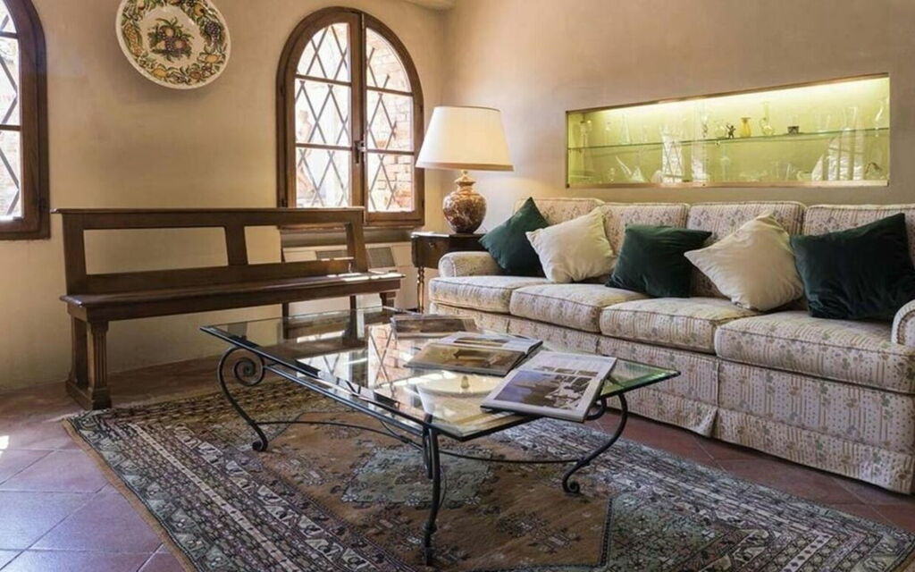 Villa Georgofili: Activities, Amenities, Building Exterior, Garden, Pool, Spring, Summer, Wellness