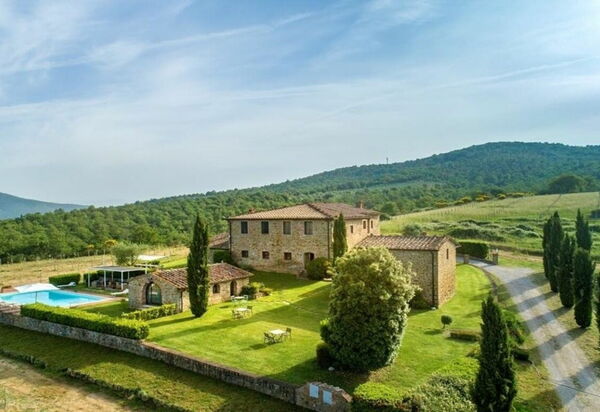 Villa Barberino: Activities, Amenities, Autumn, Balcony / Terrace / Patio, Building Exterior, Garden, Pool, Spring, Summer