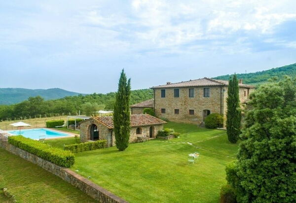 Villa Barberino: Activities, Amenities, Autumn, Balcony / Terrace / Patio, Building Exterior, Garden, Pool, Spring, Summer