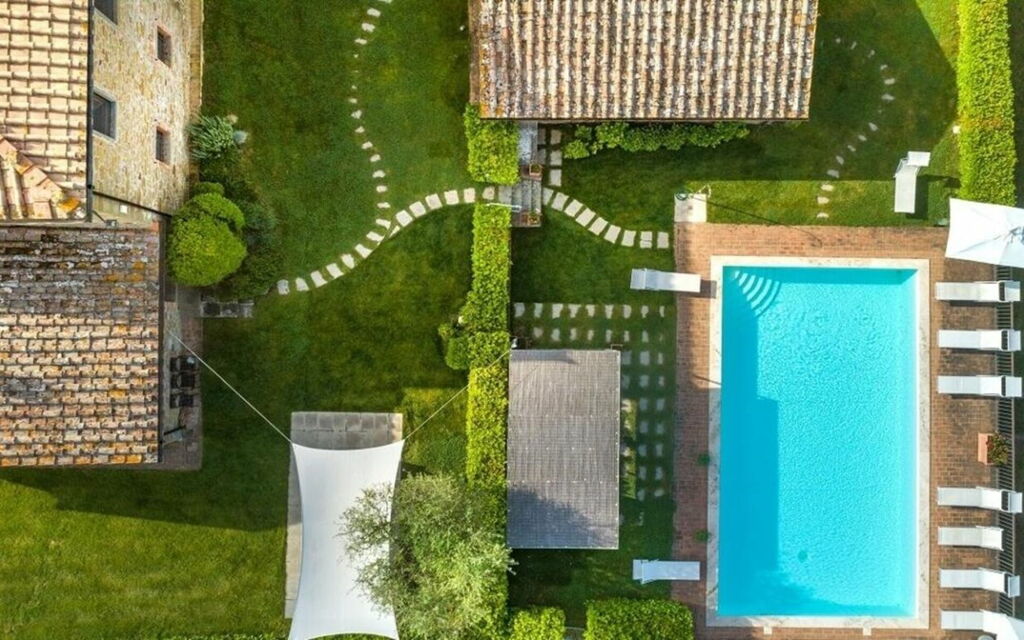 Villa Barberino: Attività, Autunno, Balcone / Terrazza / Patio, Caratteristiche, Estate, Esterni, Giardino, Piscina, Primavera