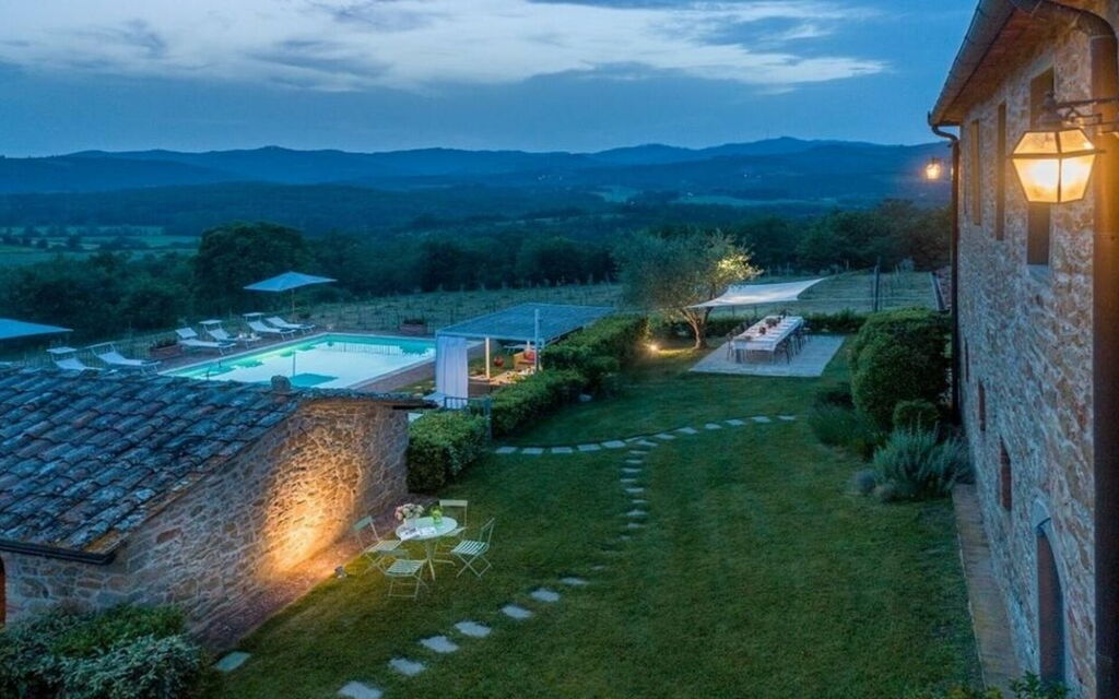 Villa Barberino: Attività, Autunno, Balcone / Terrazza / Patio, Caratteristiche, Estate, Esterni, Giardino, Piscina, Primavera