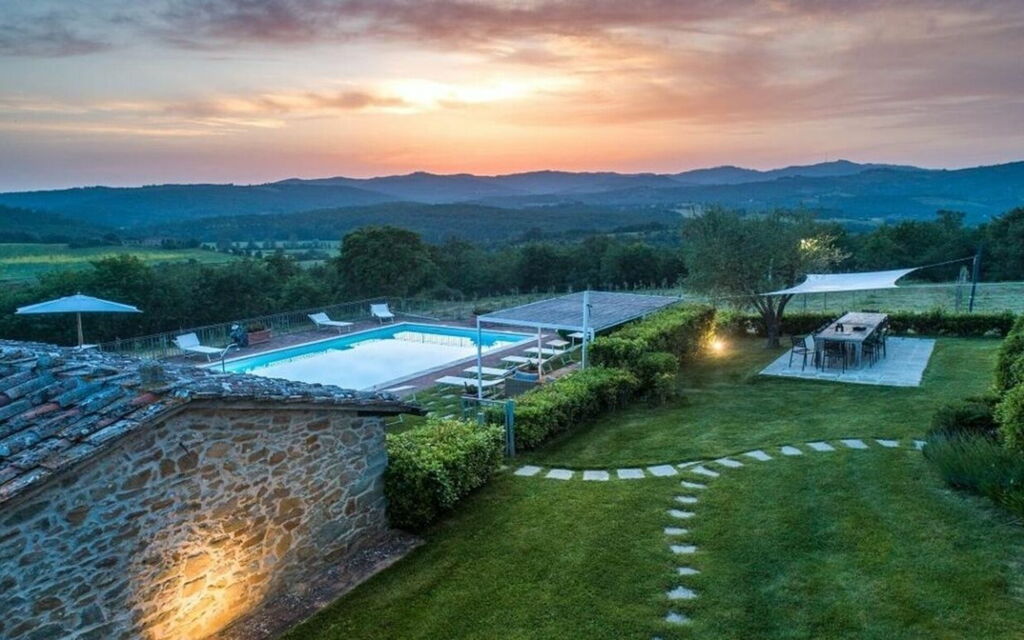 Villa Barberino: Attività, Autunno, Balcone / Terrazza / Patio, Caratteristiche, Estate, Esterni, Giardino, Piscina, Primavera