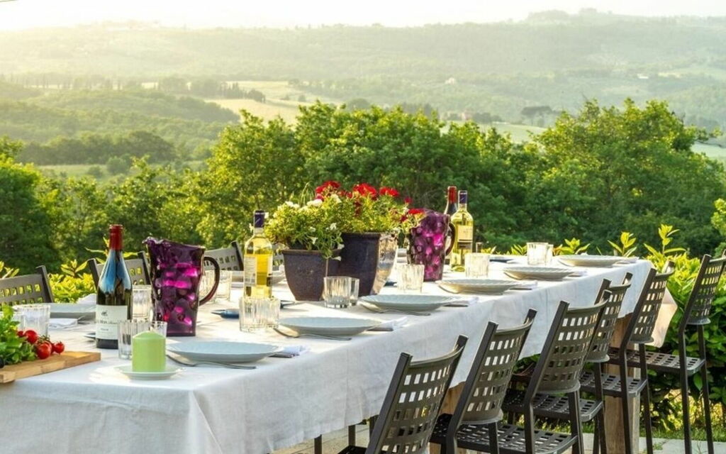 Villa Barberino: Attività, Autunno, Balcone / Terrazza / Patio, Caratteristiche, Estate, Esterni, Giardino, Piscina, Primavera