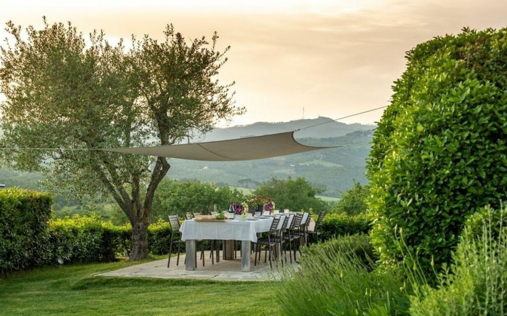 Villa Barberino: Attività, Autunno, Balcone / Terrazza / Patio, Caratteristiche, Estate, Esterni, Giardino, Piscina, Primavera