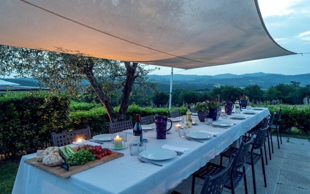 Villa Barberino: Attività, Autunno, Balcone / Terrazza / Patio, Caratteristiche, Estate, Esterni, Giardino, Piscina, Primavera