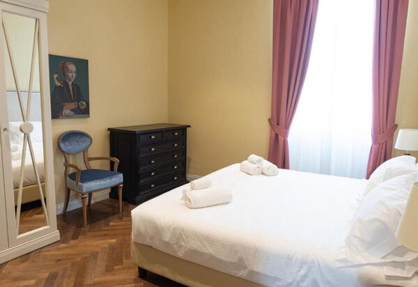 Torrigiani Licio Quattro: Bathroom, Dining Room, Kitchen, Living Room, Main Entrance, Spring, Summer