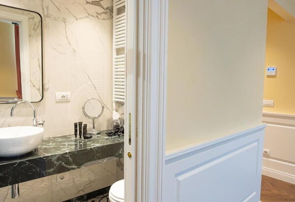 Torrigiani Licio Quattro: Bathroom, Dining Room, Kitchen, Living Room, Main Entrance, Spring, Summer