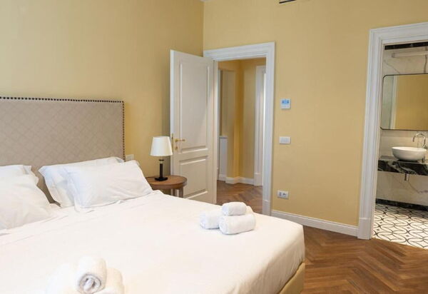 Torrigiani Licio Quattro: Bathroom, Dining Room, Kitchen, Living Room, Main Entrance, Spring, Summer