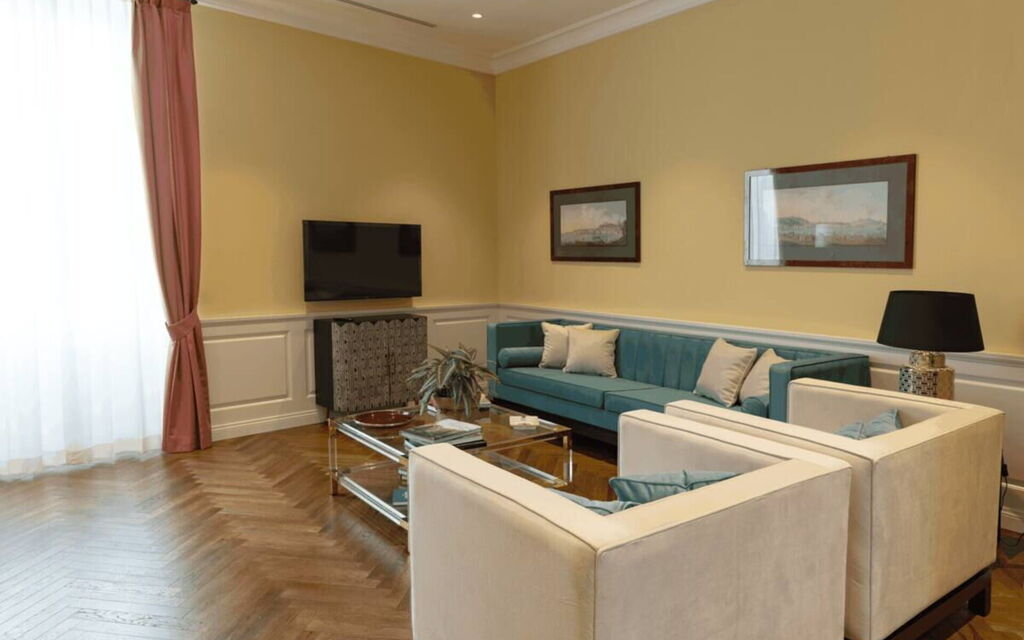 Torrigiani Licio Quattro: Bathroom, Dining Room, Kitchen, Living Room, Main Entrance, Spring, Summer