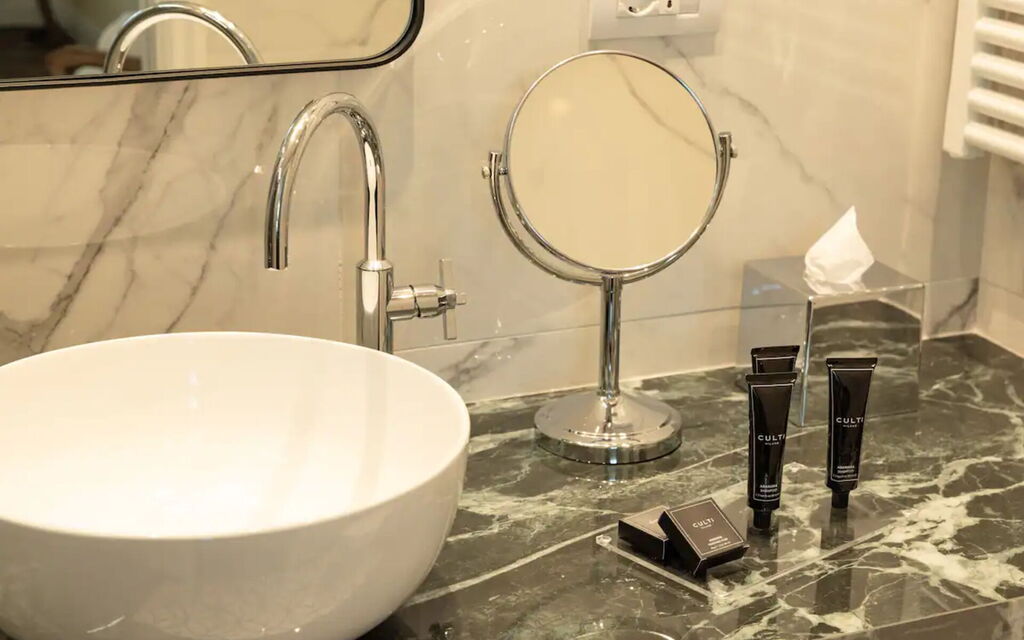 Torrigiani Licio Quattro: Bathroom, Dining Room, Kitchen, Living Room, Main Entrance, Spring, Summer