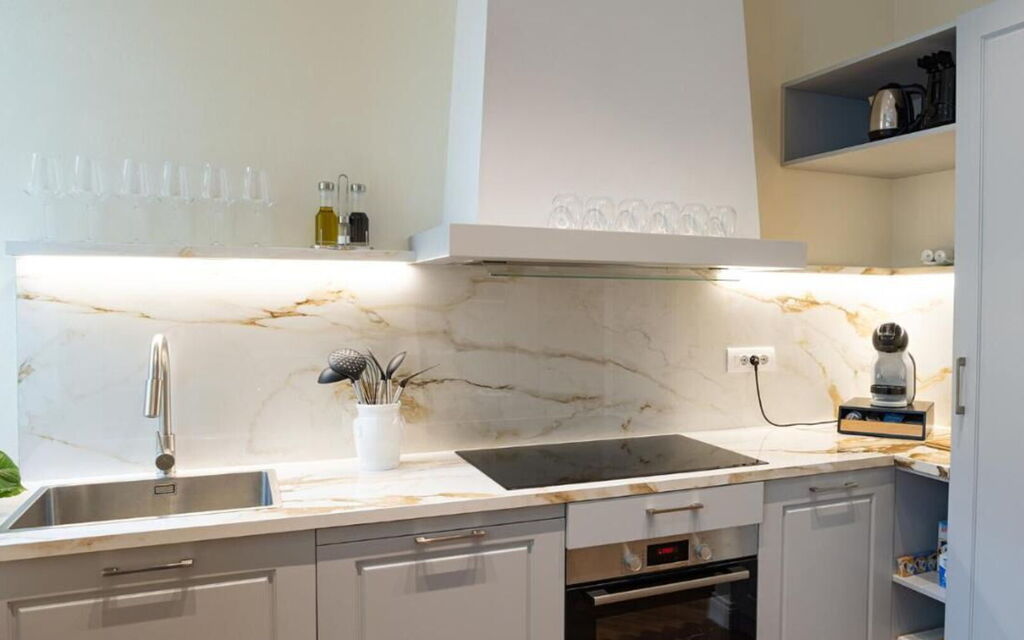 Torrigiani Licio Quattro: Bathroom, Dining Room, Kitchen, Living Room, Main Entrance, Spring, Summer