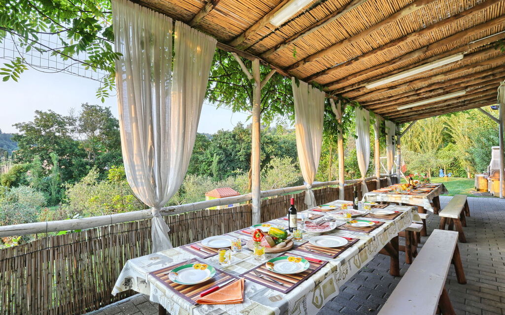 Villa San Gerbero: Attività, Caratteristiche, Entrata Principale, Estate, Esterni, Giardino, Idromassaggio, Piscina, Primavera