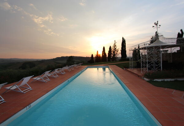 Villa Light: Activities, Amenities, Balcony / Terrace / Patio, Building Exterior, Garden, Pool, Spring, Summer, Wellness