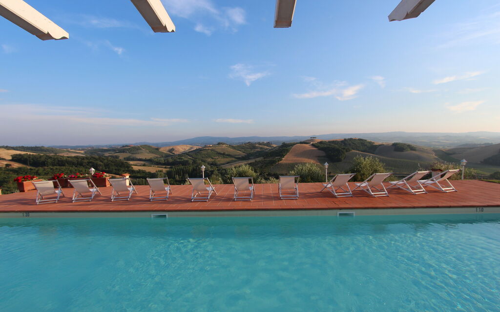 Villa Light: Activities, Amenities, Balcony / Terrace / Patio, Building Exterior, Garden, Pool, Spring, Summer, Wellness