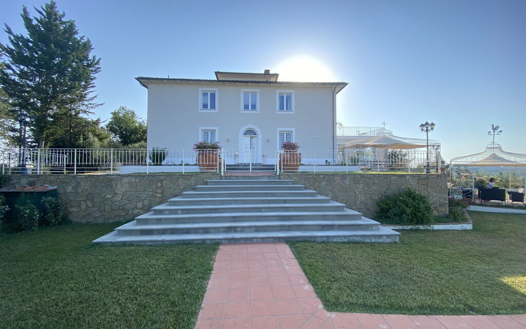 Villa Light: Activities, Amenities, Balcony / Terrace / Patio, Building Exterior, Garden, Pool, Spring, Summer, Wellness