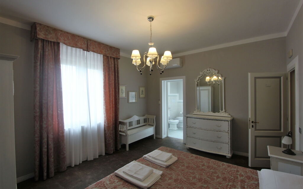 Villa Light