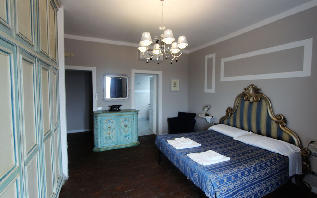 Villa Light