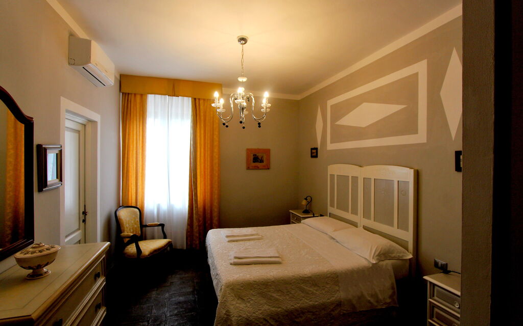 Villa Light