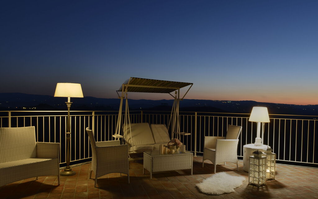 Villa Light