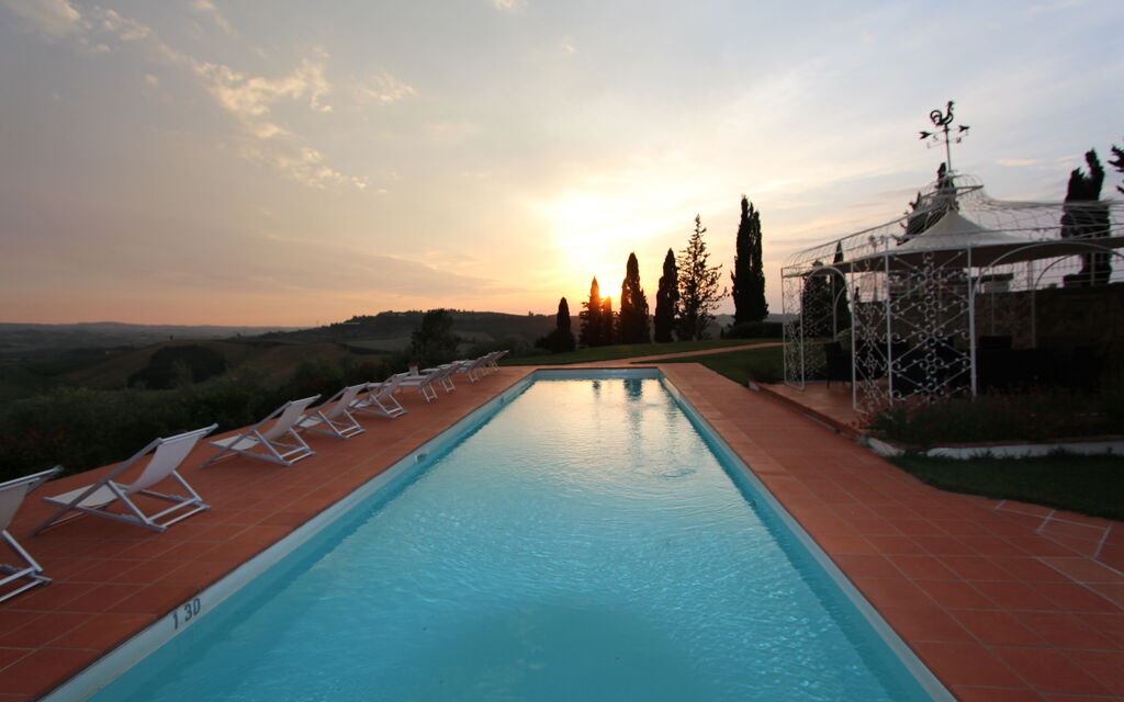Villa Light: Activities, Amenities, Balcony / Terrace / Patio, Building Exterior, Garden, Pool, Spring, Summer, Wellness