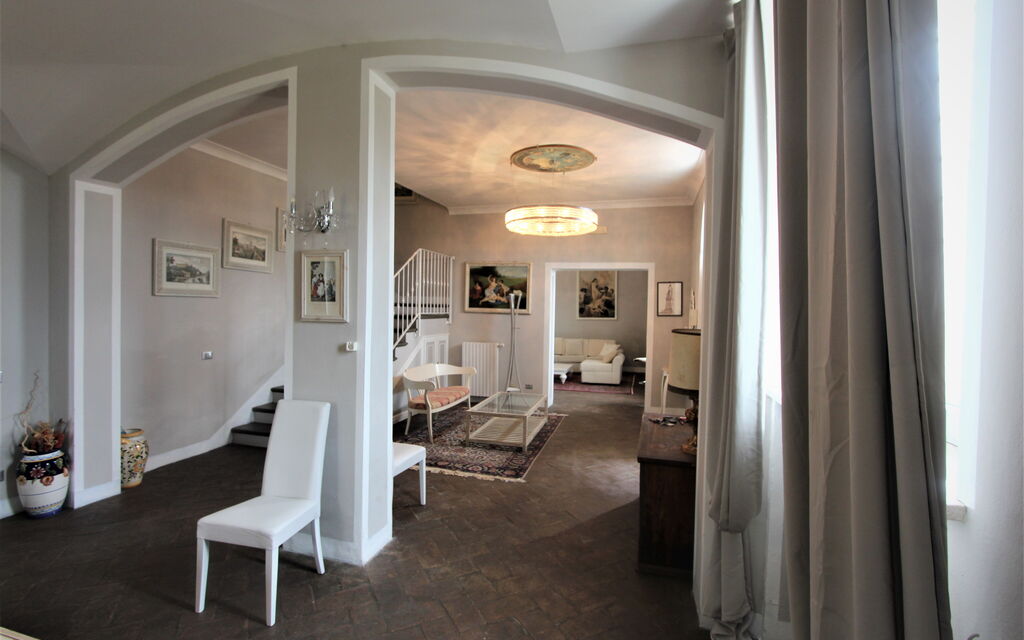 Villa Light